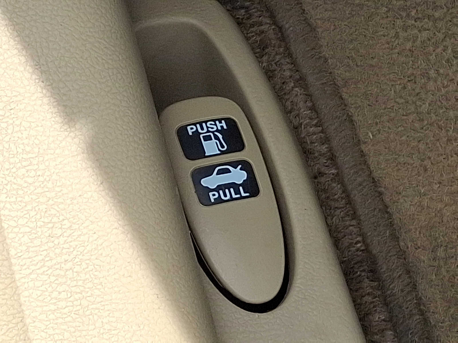 Thumbnail: 2010 Honda Accord - 23