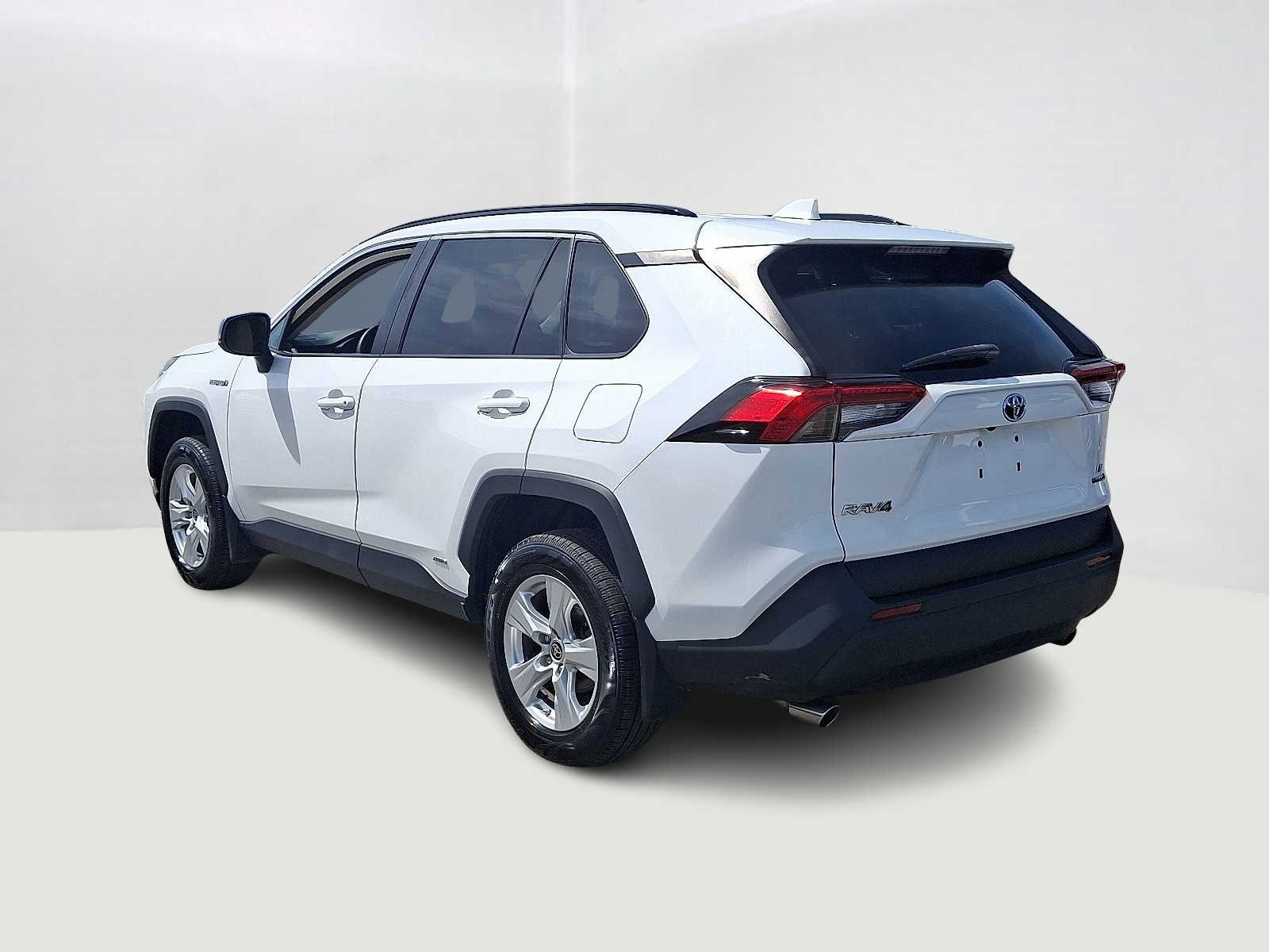 Thumbnail: 2021 Toyota RAV4 - 8
