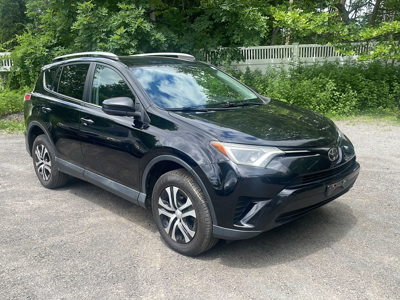Thumbnail: 2018 Toyota RAV4 - 12
