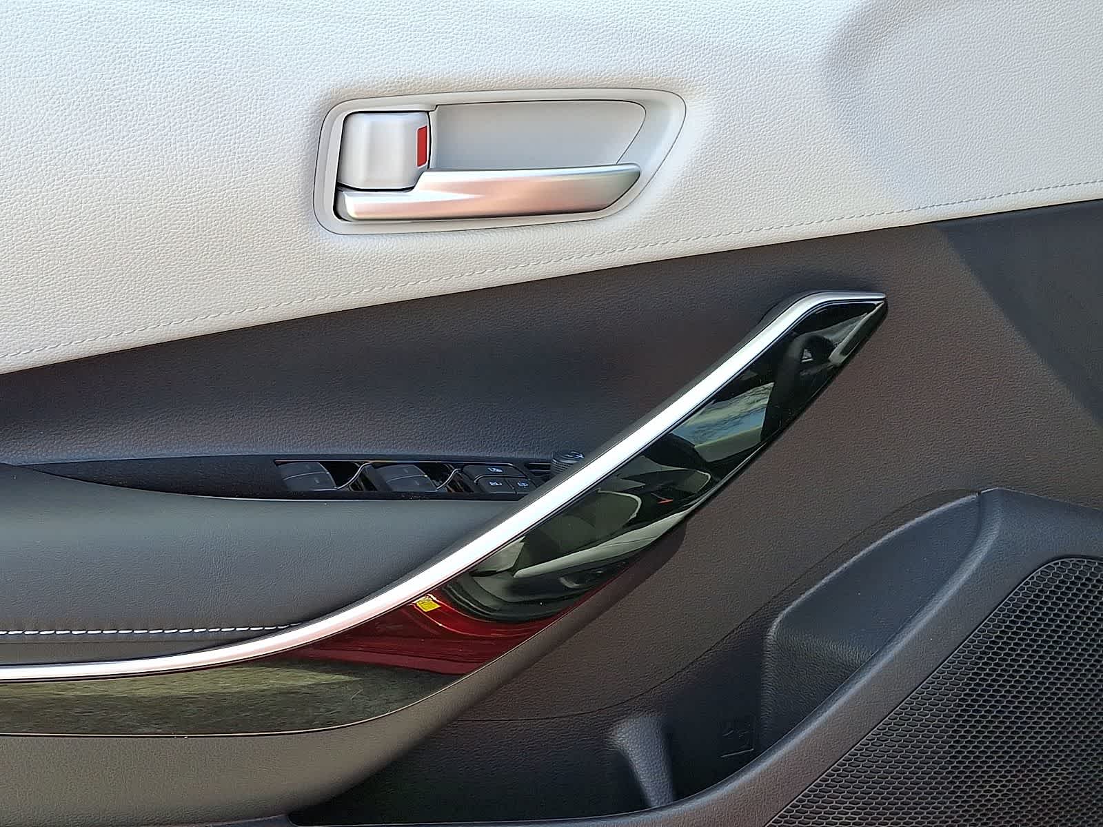 Thumbnail: 2026 Toyota Corolla - 10