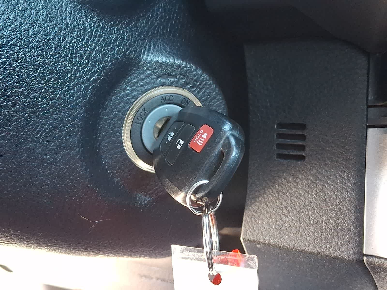 Thumbnail: 2018 Toyota Tacoma - 25