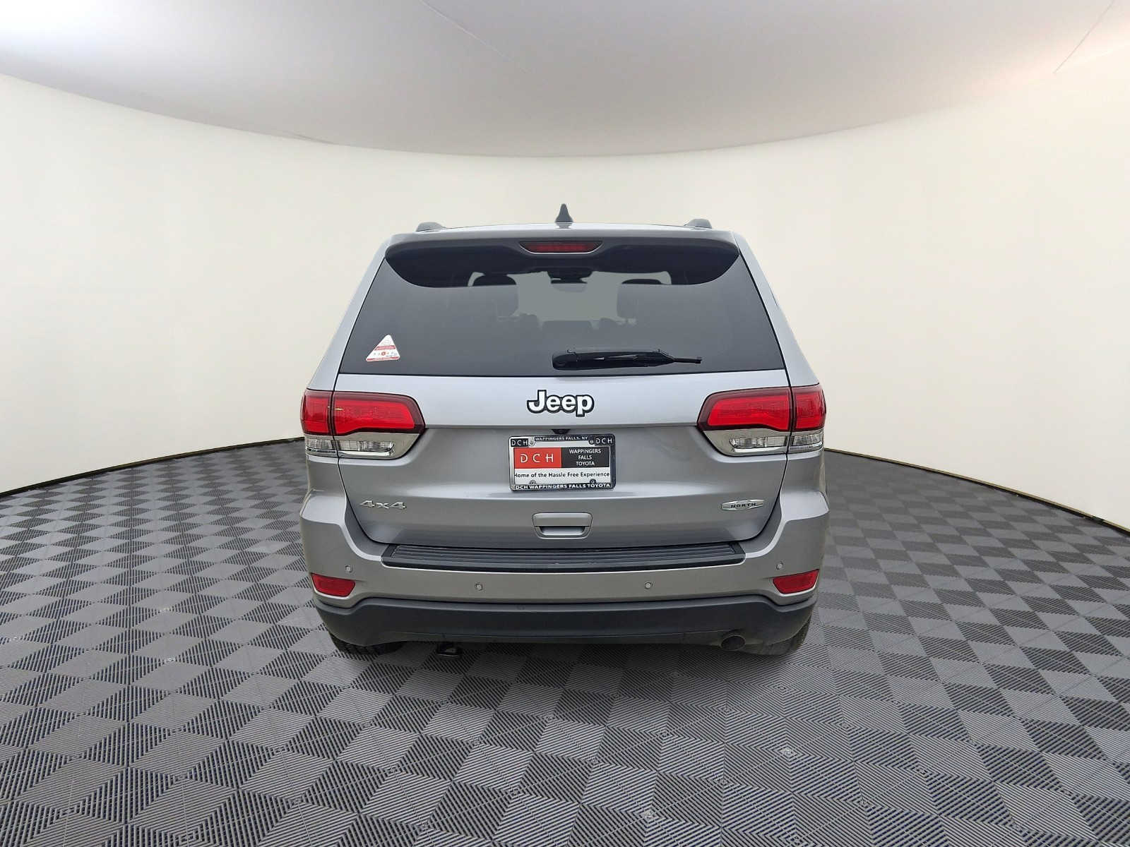 Thumbnail: 2020 Jeep Grand Cherokee - 6