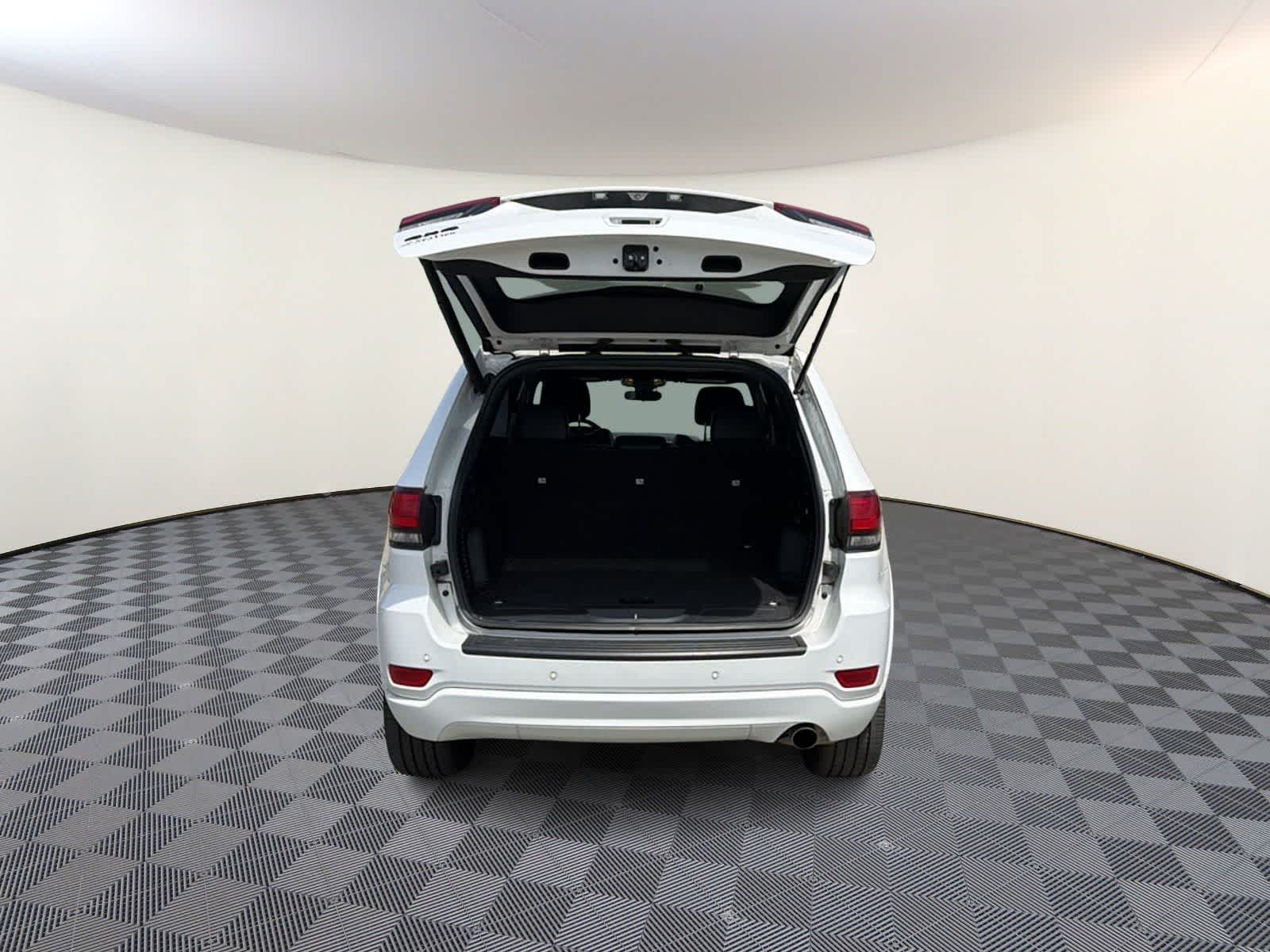 Thumbnail: 2021 Jeep Grand Cherokee - 7