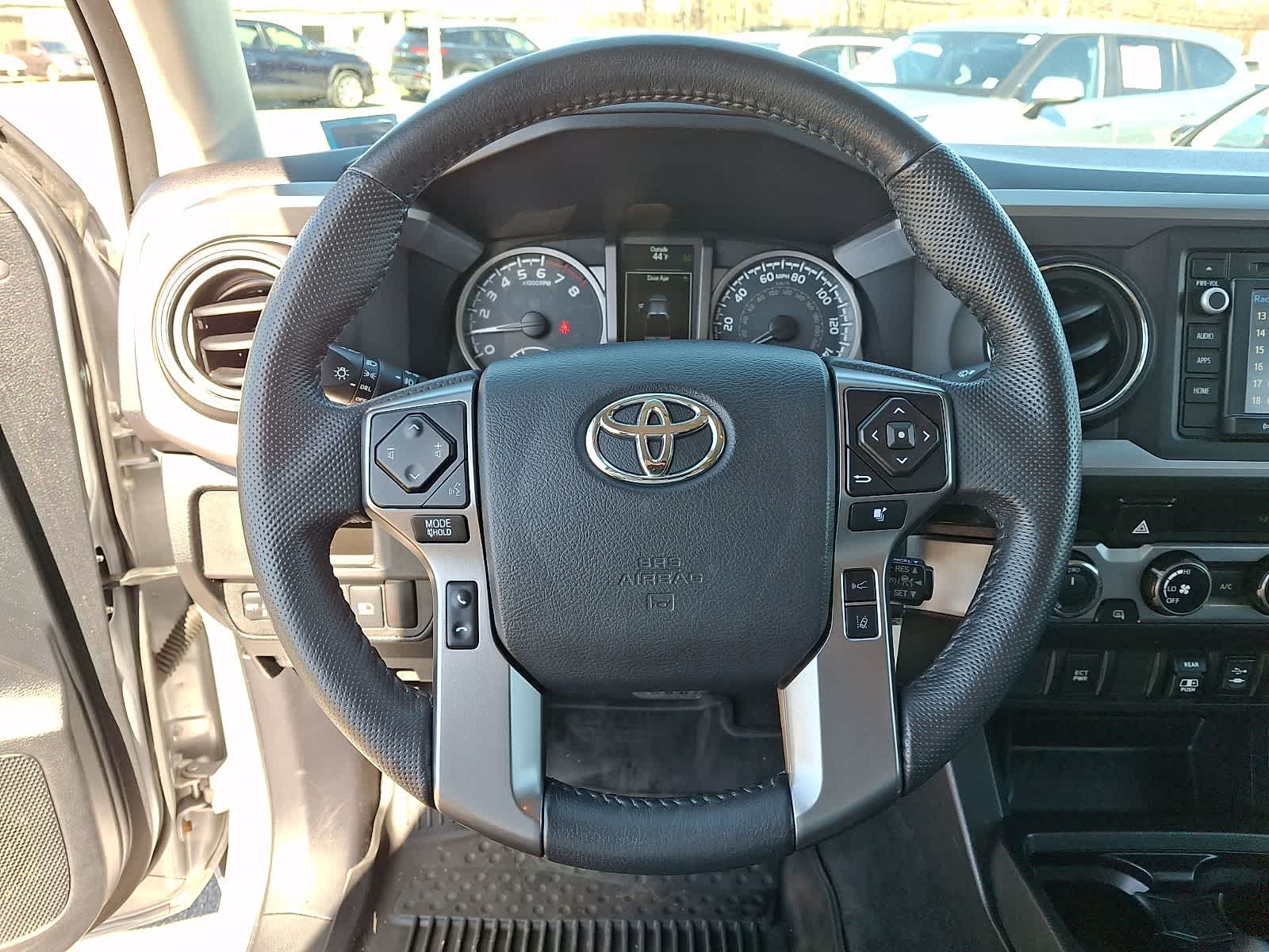 Thumbnail: 2018 Toyota Tacoma - 21