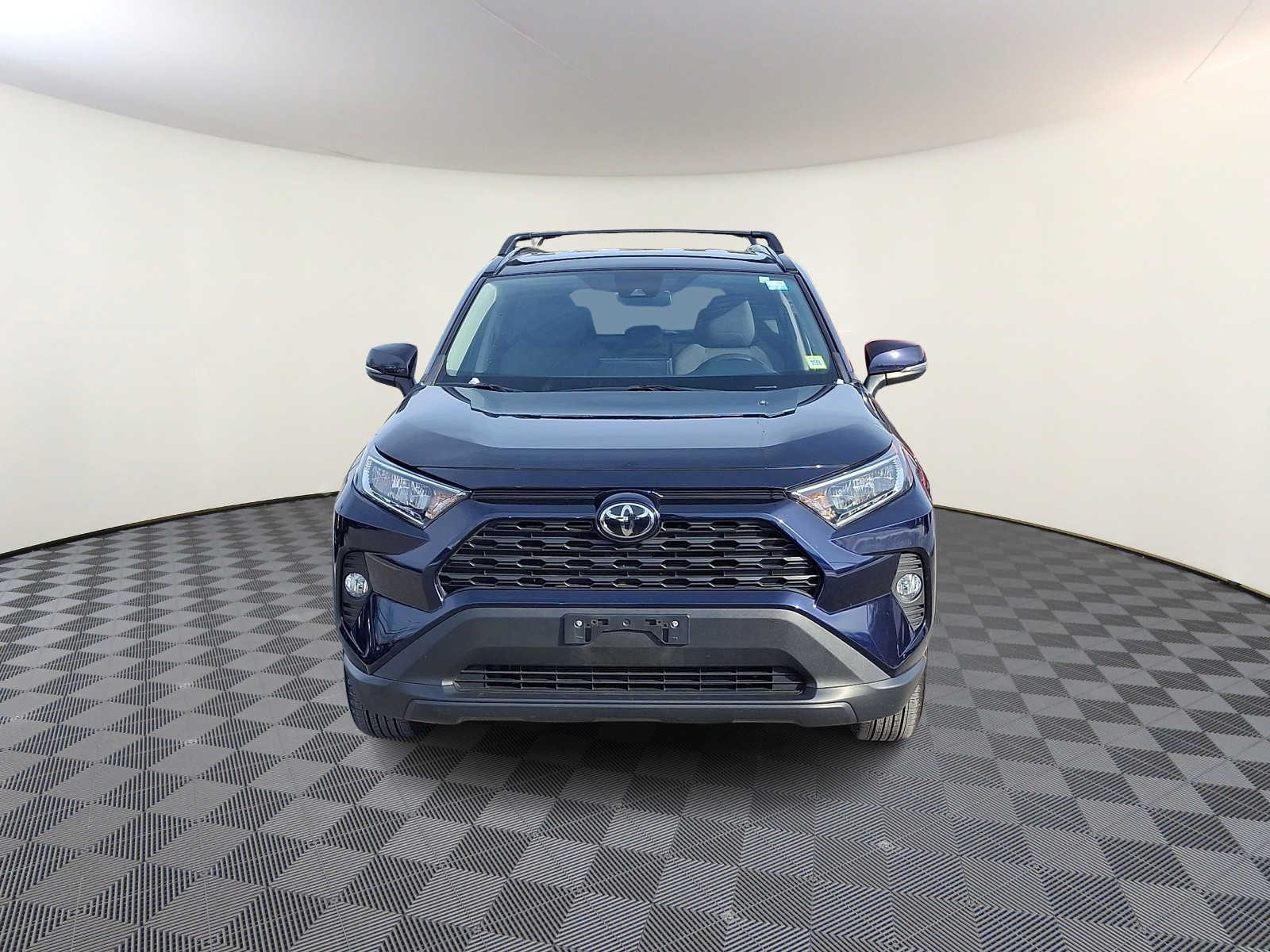 Thumbnail: 2020 Toyota RAV4 - 3