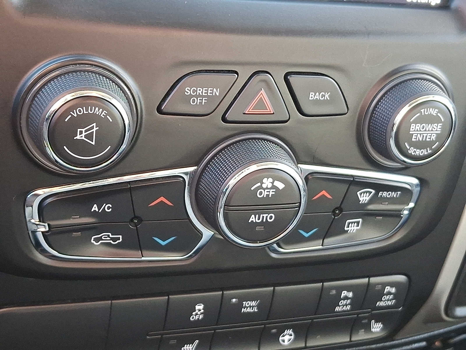 Thumbnail: 2018 RAM 1500 - 16