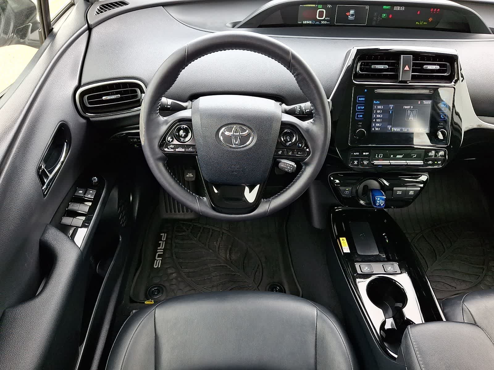 Thumbnail: 2019 Toyota Prius - 14
