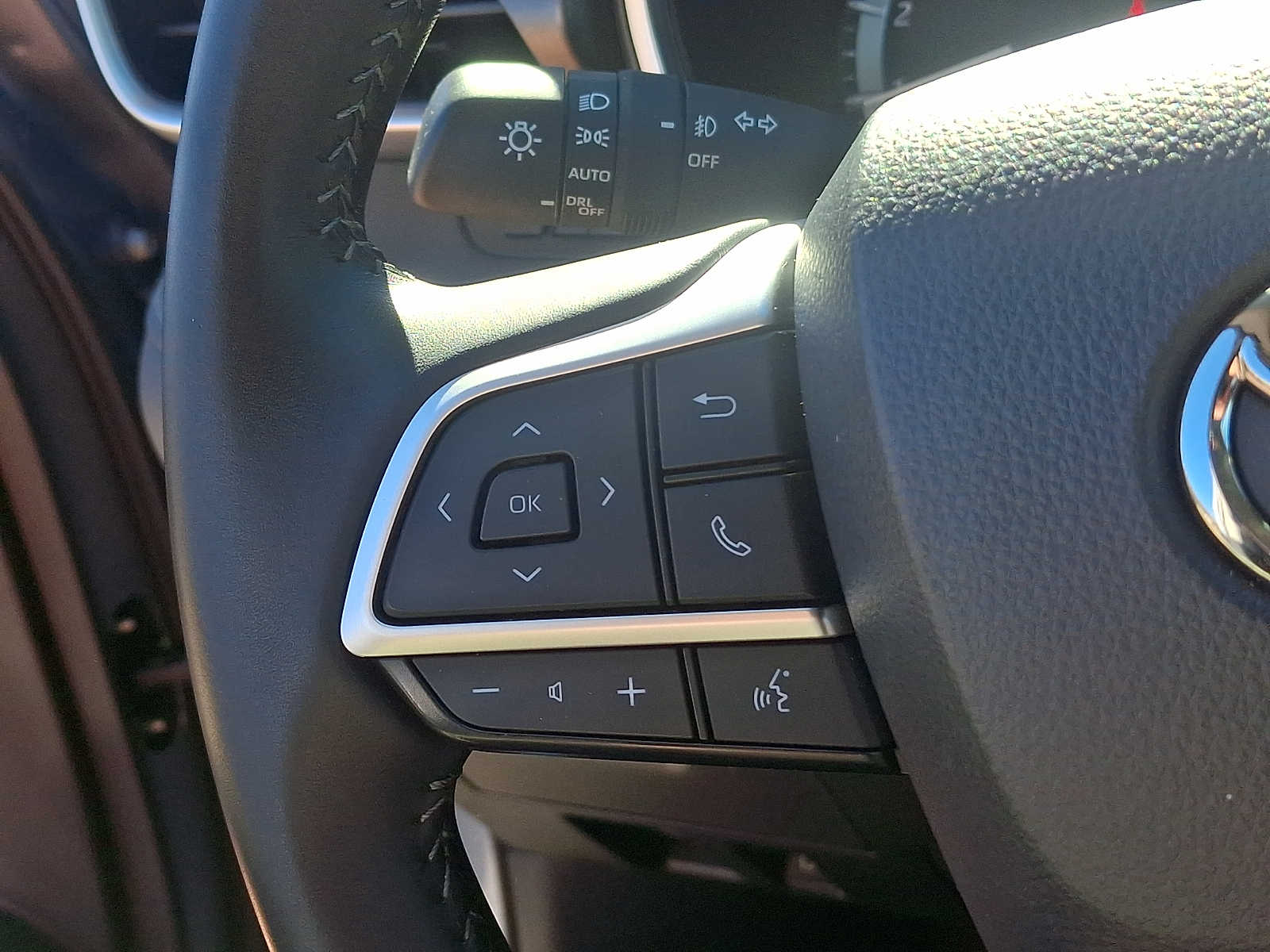 Thumbnail: 2024 Toyota Highlander - 26