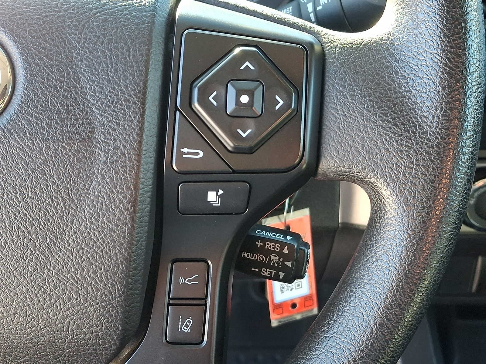 Thumbnail: 2021 Toyota Tacoma - 23