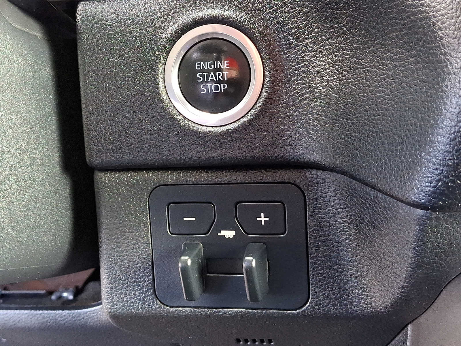 Thumbnail: 2022 Toyota Tundra - 26