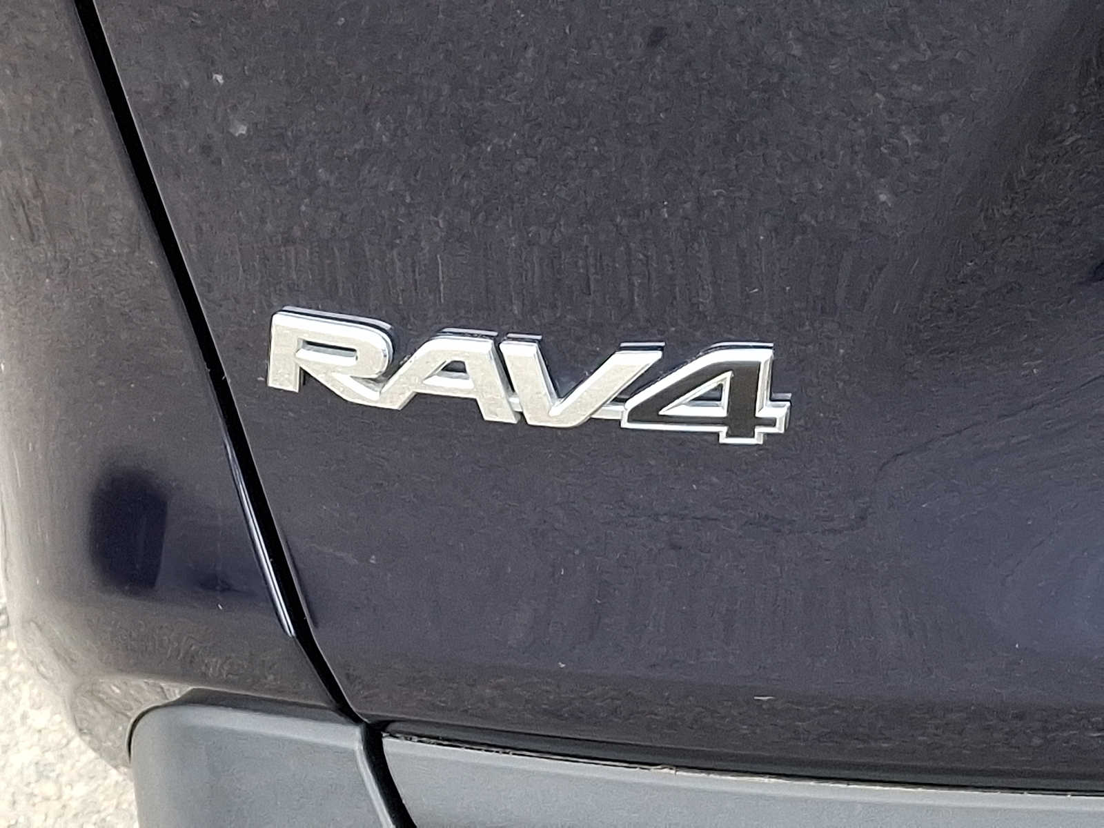 Thumbnail: 2022 Toyota RAV4 - 35