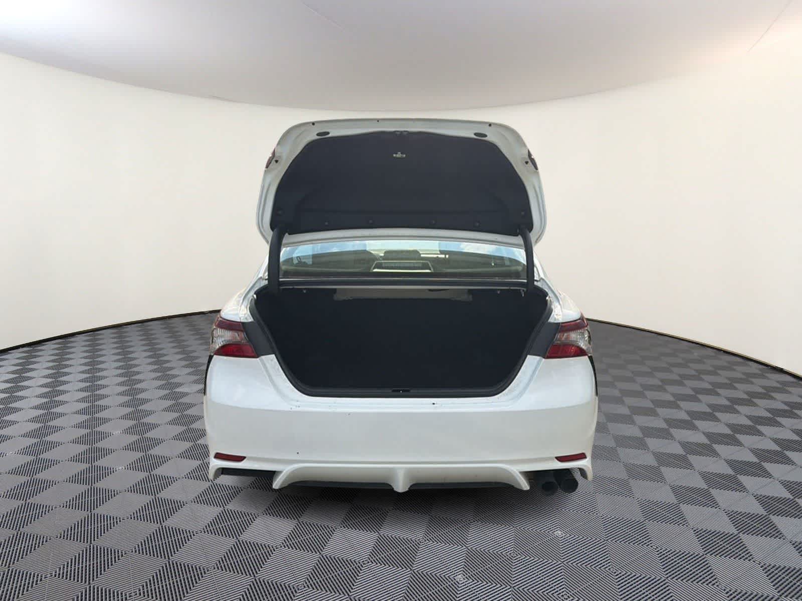 Thumbnail: 2024 Toyota Camry - 9