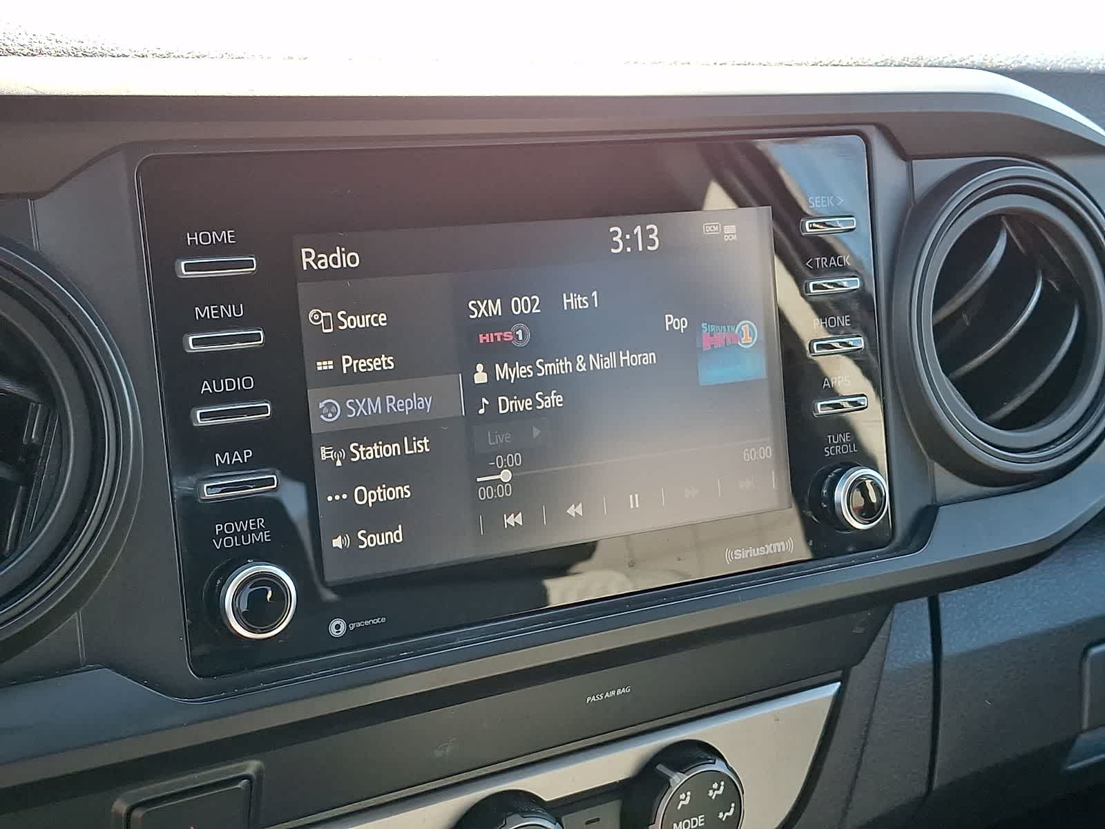 Thumbnail: 2023 Toyota Tacoma - 20