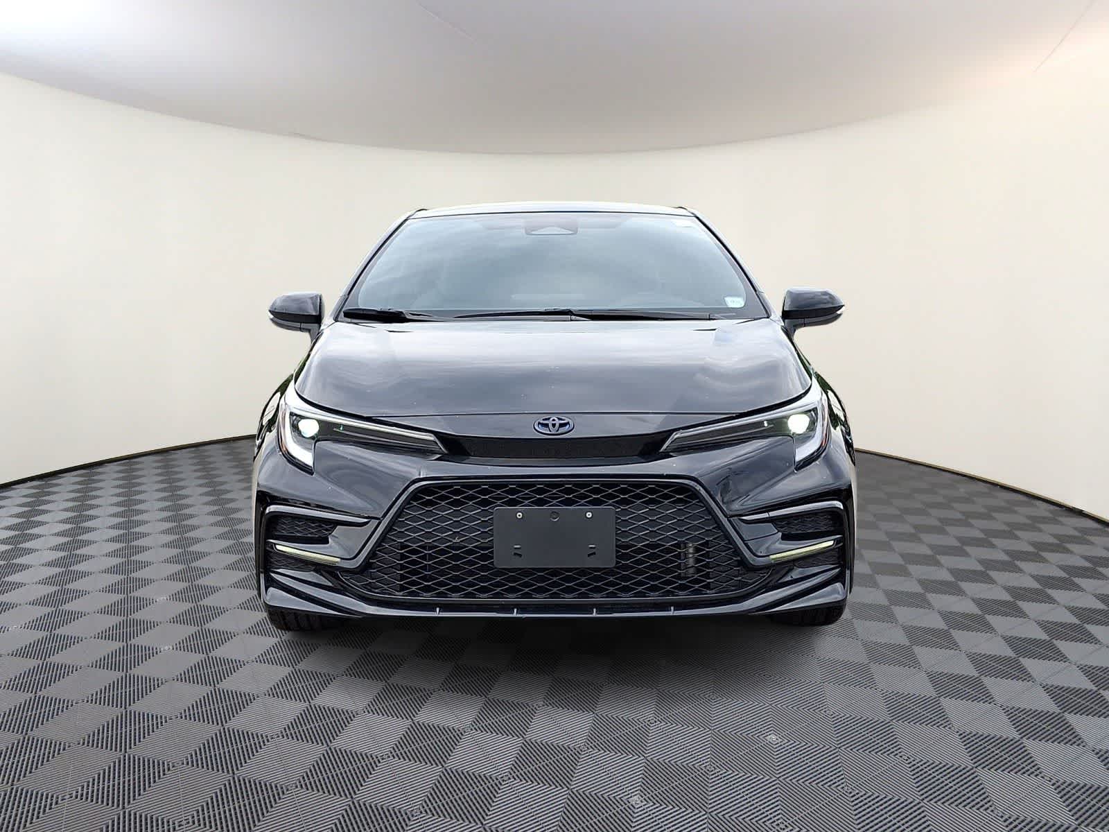 Thumbnail: 2024 Toyota Corolla - 3