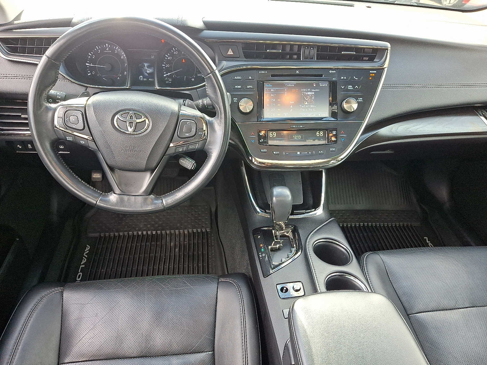 Thumbnail: 2018 Toyota Avalon - 15