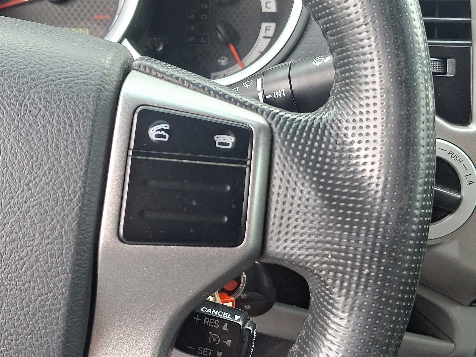 Thumbnail: 2013 Toyota Tacoma - 23