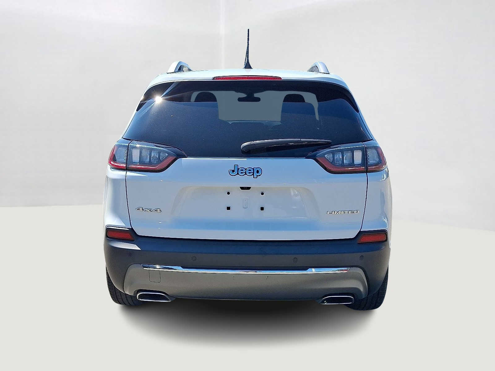Thumbnail: 2020 Jeep Cherokee - 5