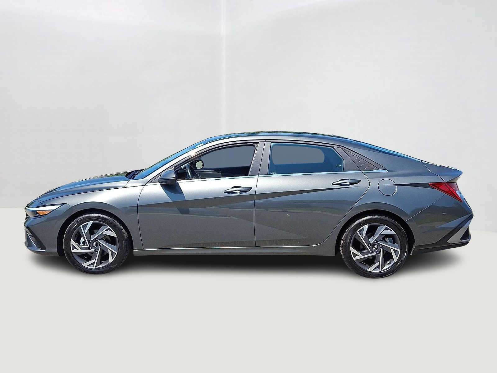Thumbnail: 2024 Hyundai Elantra - 8