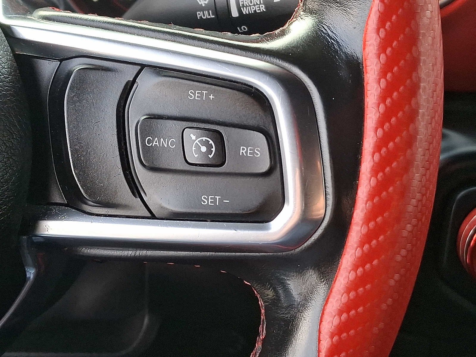 Thumbnail: 2018 Jeep Wrangler - 23