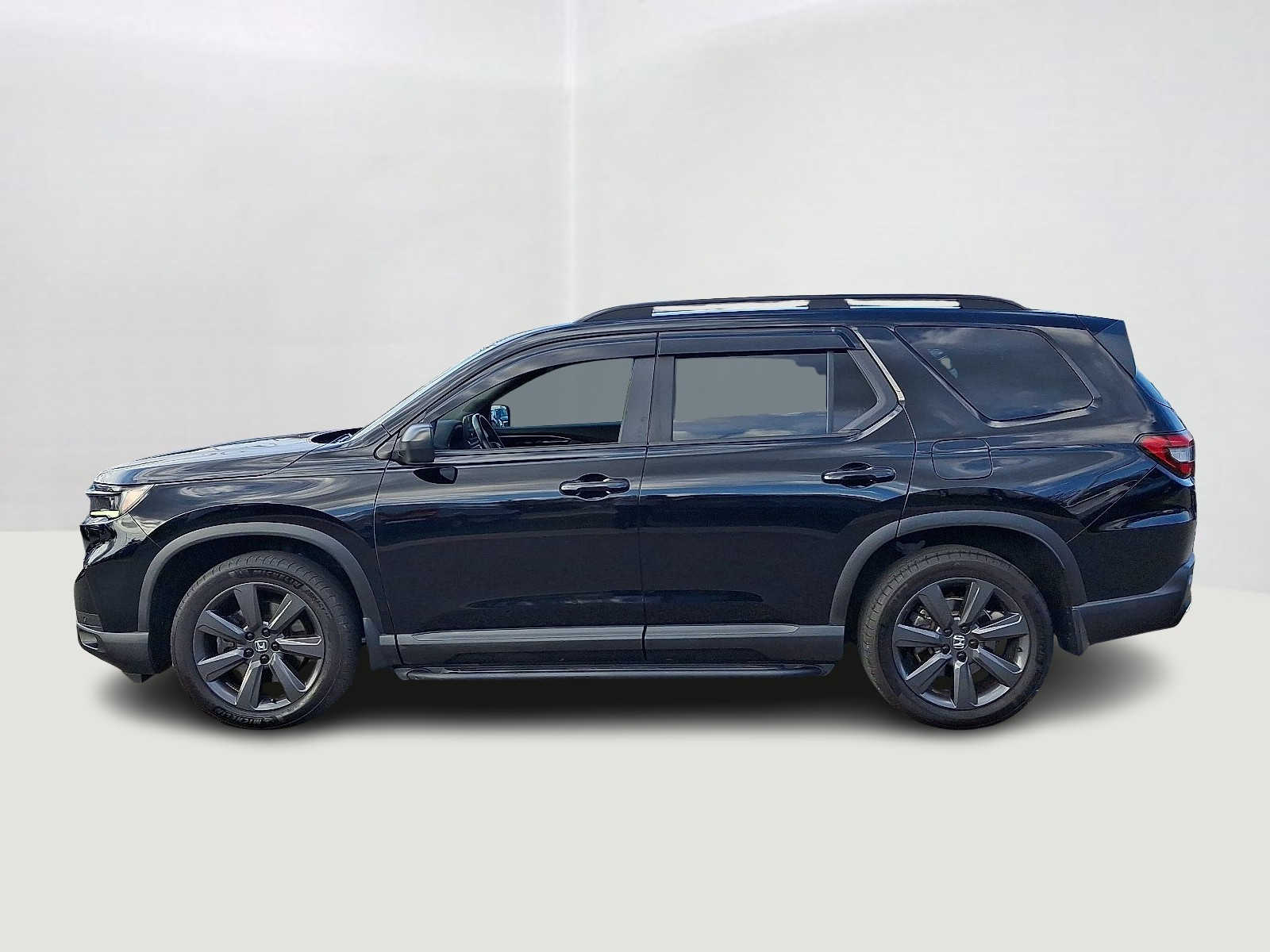 Thumbnail: 2023 Honda Pilot - 8