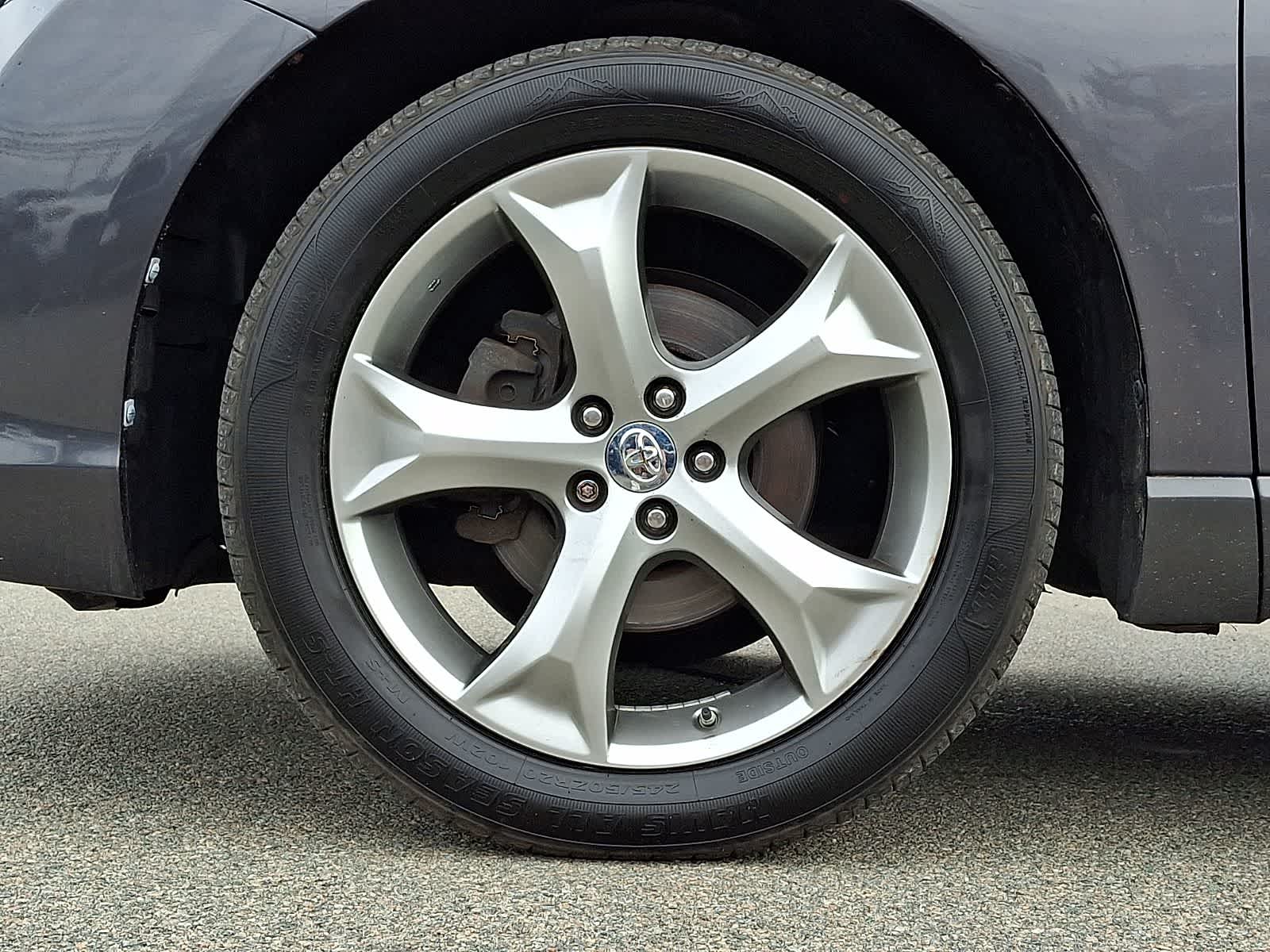 Thumbnail: 2015 Toyota Venza - 10