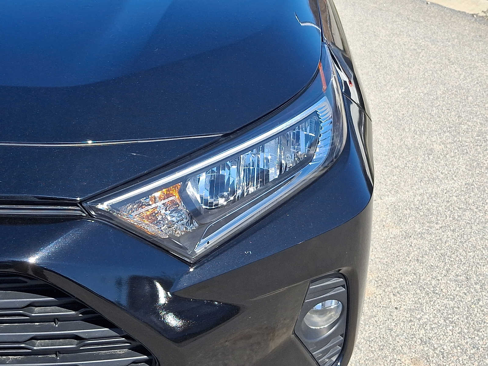 Thumbnail: 2021 Toyota RAV4 - 12