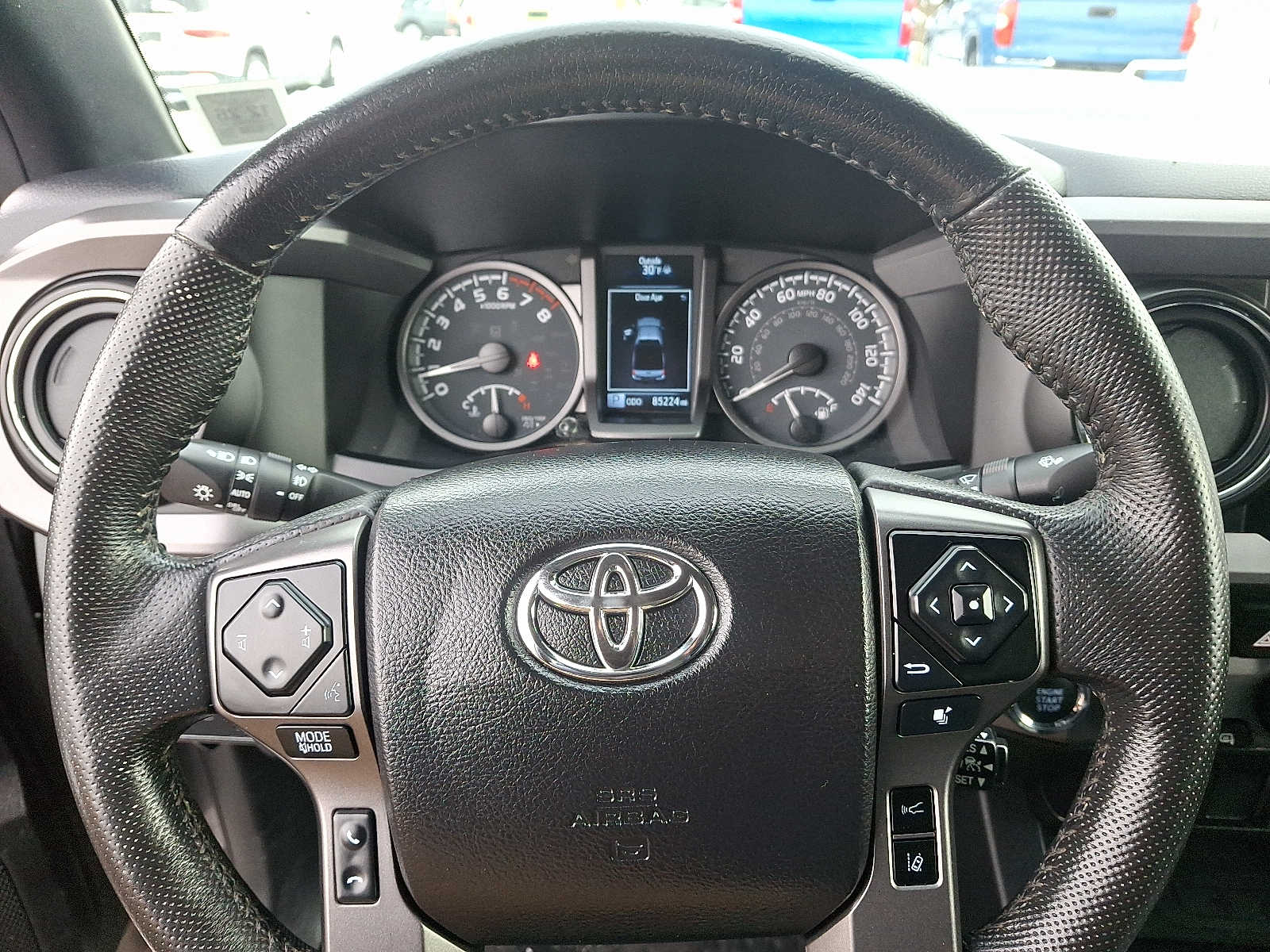 Thumbnail: 2021 Toyota Tacoma - 21