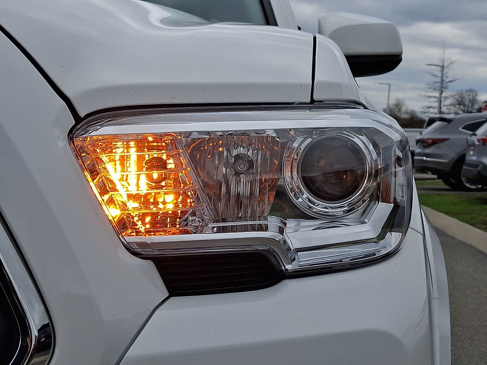 Thumbnail: 2022 Toyota Tacoma - 12