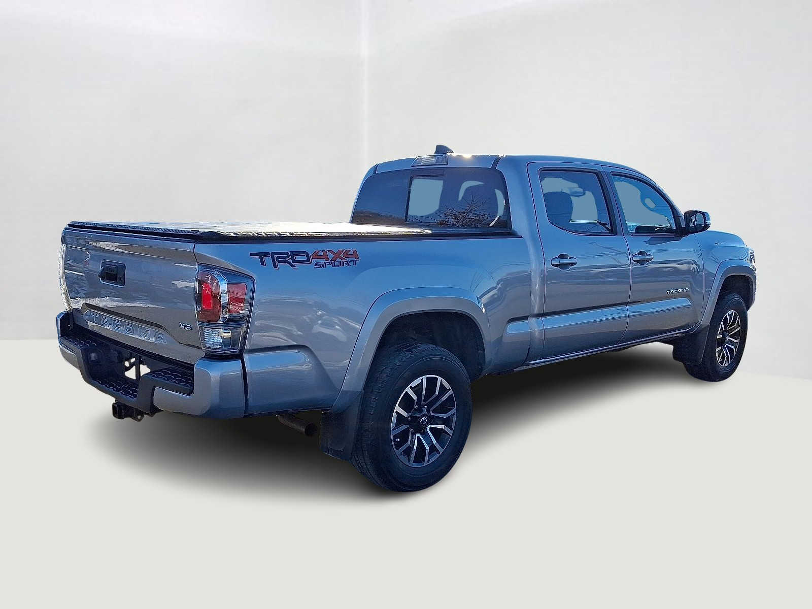 Thumbnail: 2021 Toyota Tacoma - 6