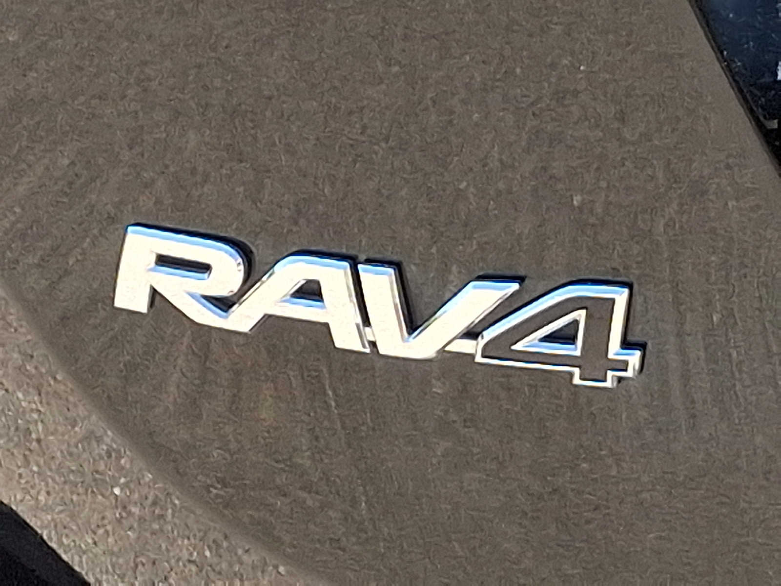 Thumbnail: 2015 Toyota RAV4 - 31