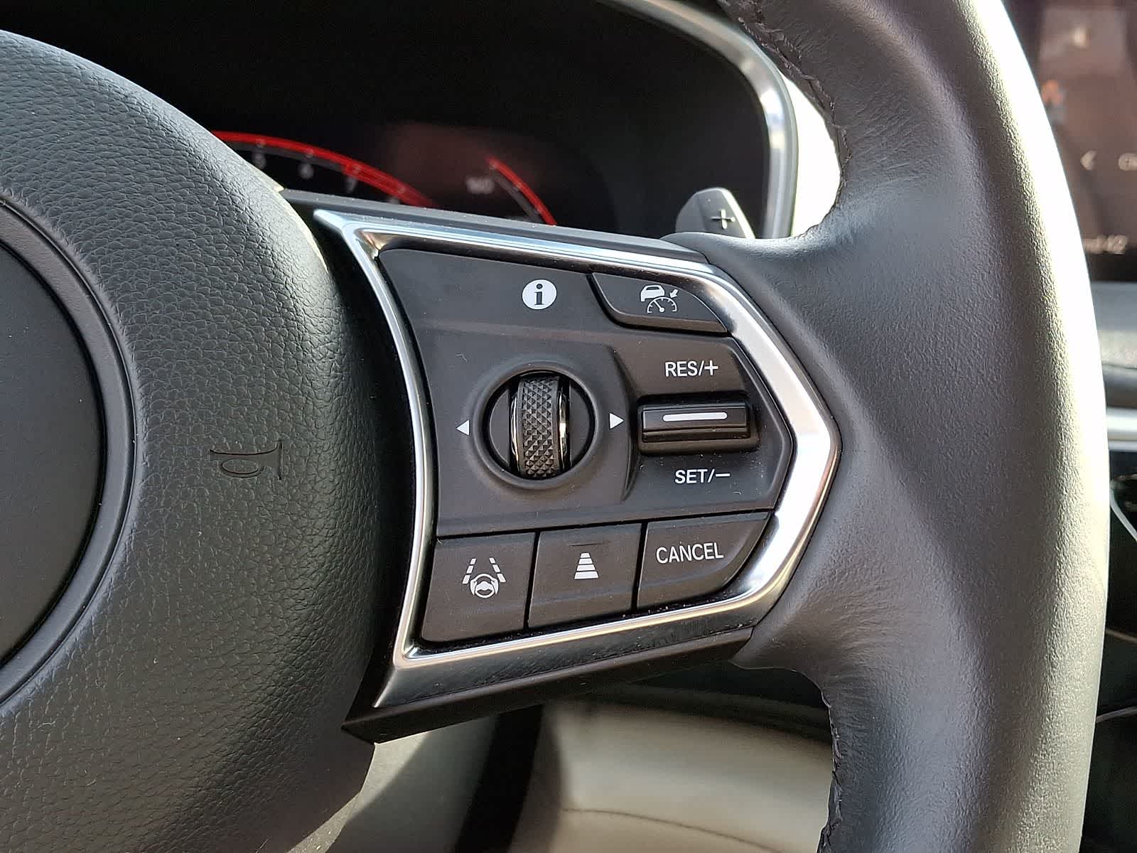 Thumbnail: 2023 Acura MDX - 26