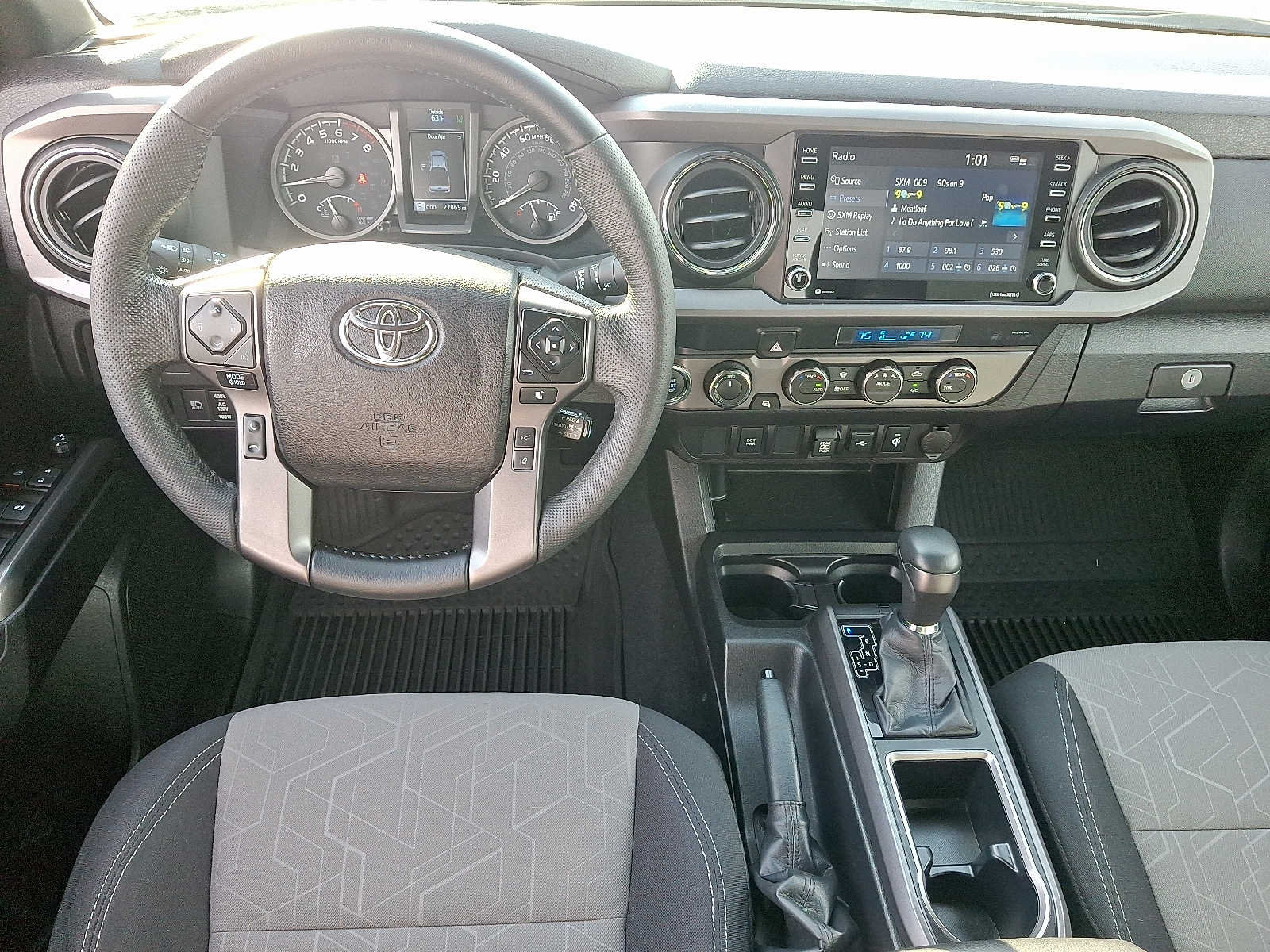 Thumbnail: 2022 Toyota Tacoma - 14