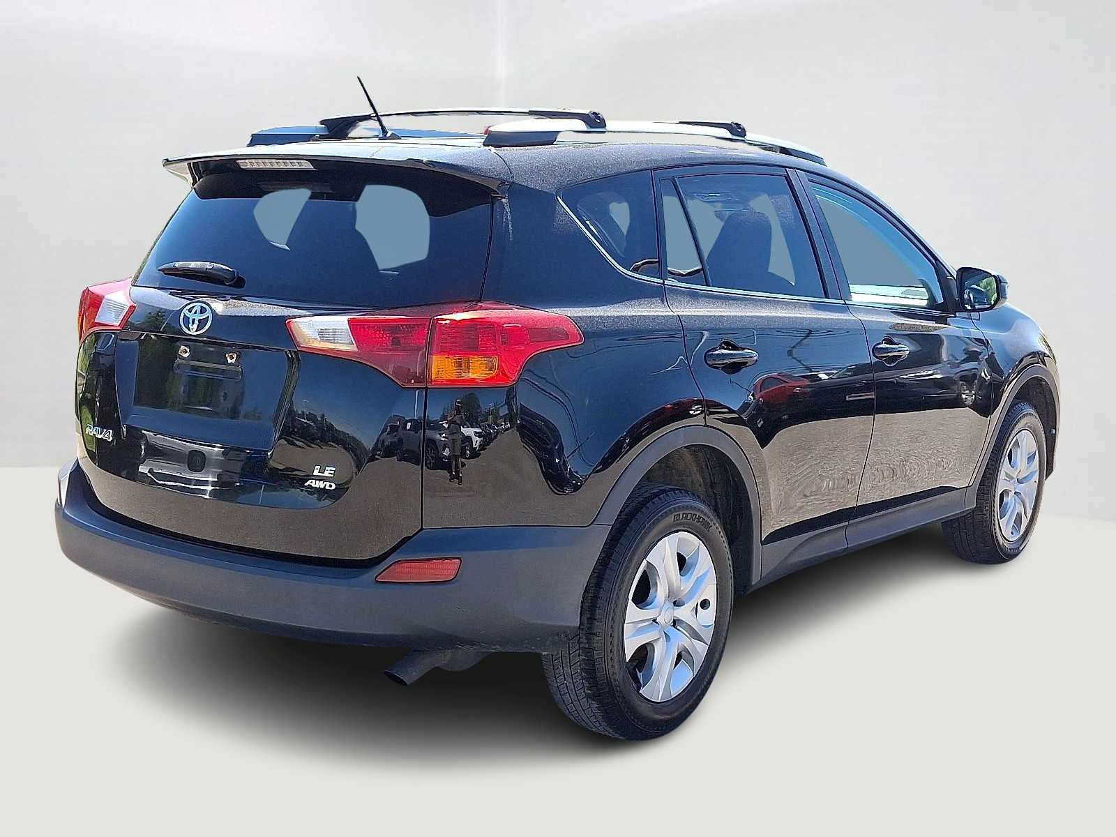 Thumbnail: 2015 Toyota RAV4 - 6