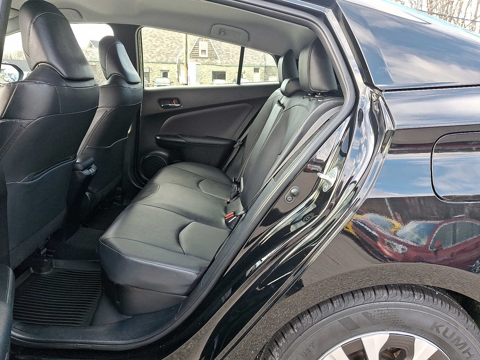 Thumbnail: 2022 Toyota Prius Prime - 13