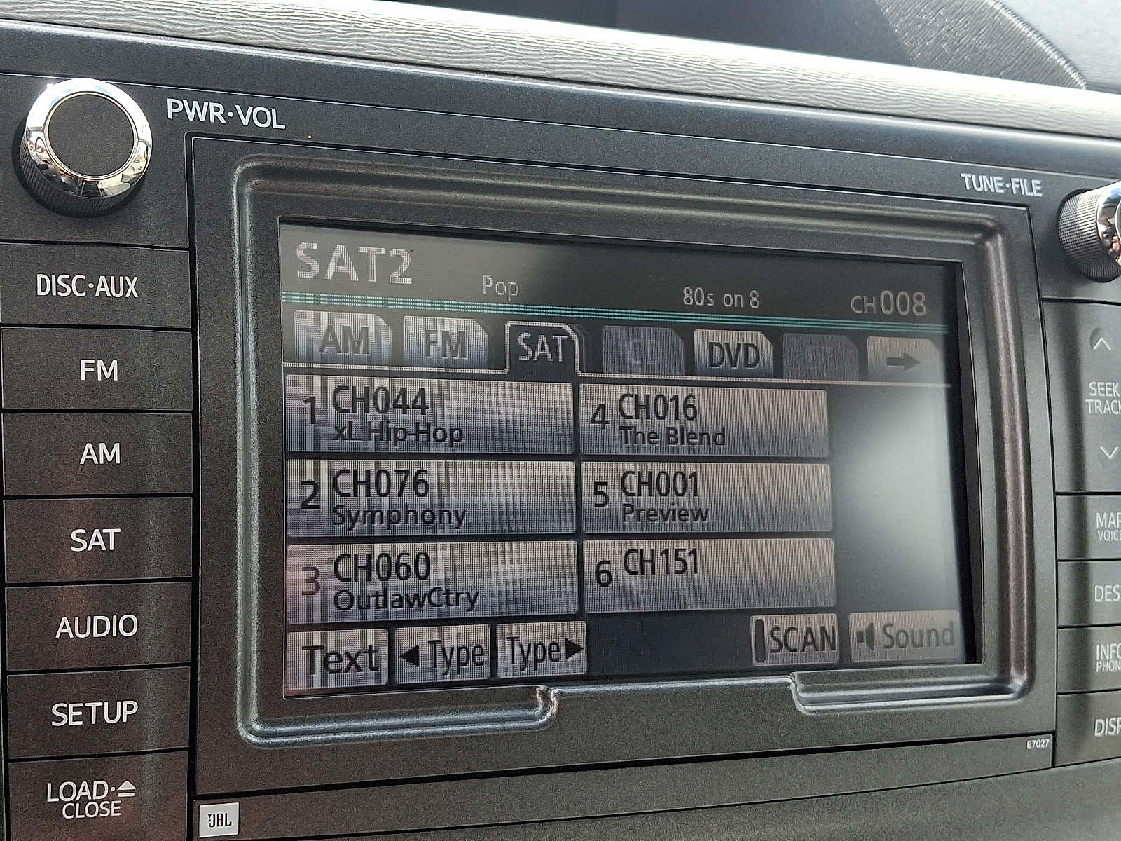 Thumbnail: 2013 Toyota Sienna - 22