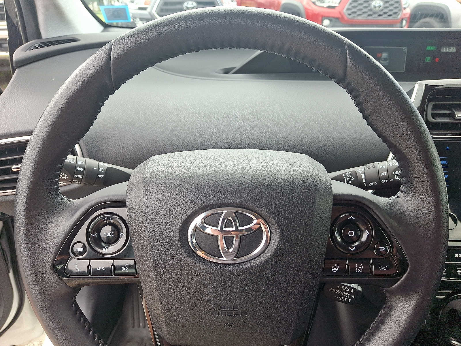 Thumbnail: 2019 Toyota Prius - 21