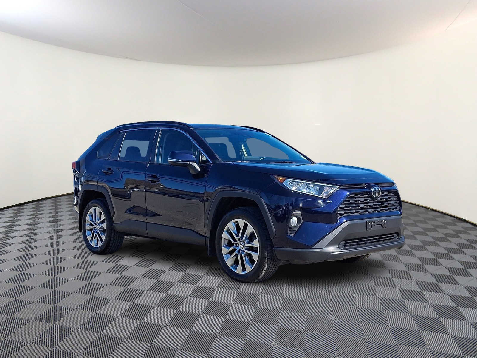 Thumbnail: 2021 Toyota RAV4 - 5