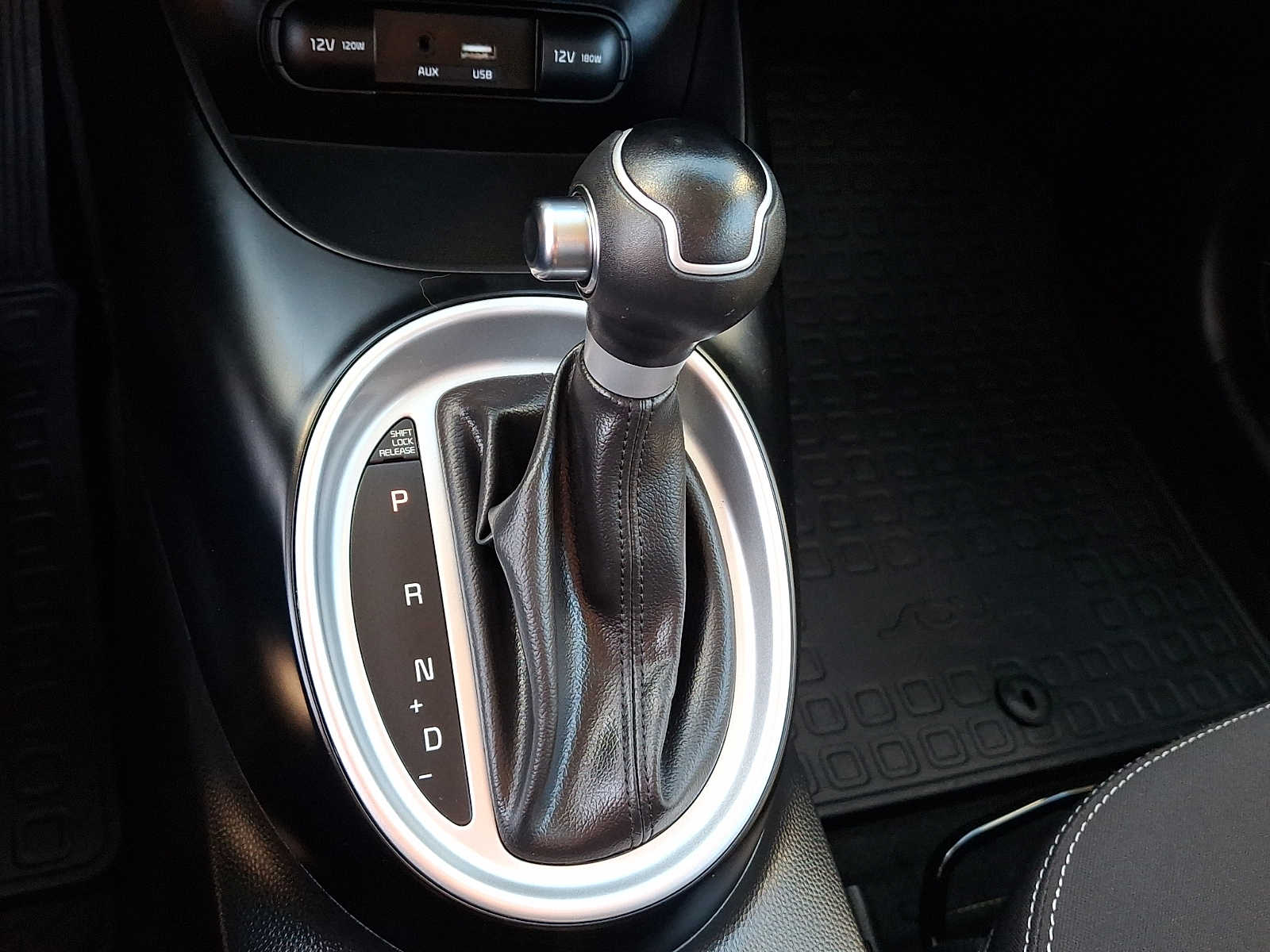 Thumbnail: 2018 Kia Soul - 15