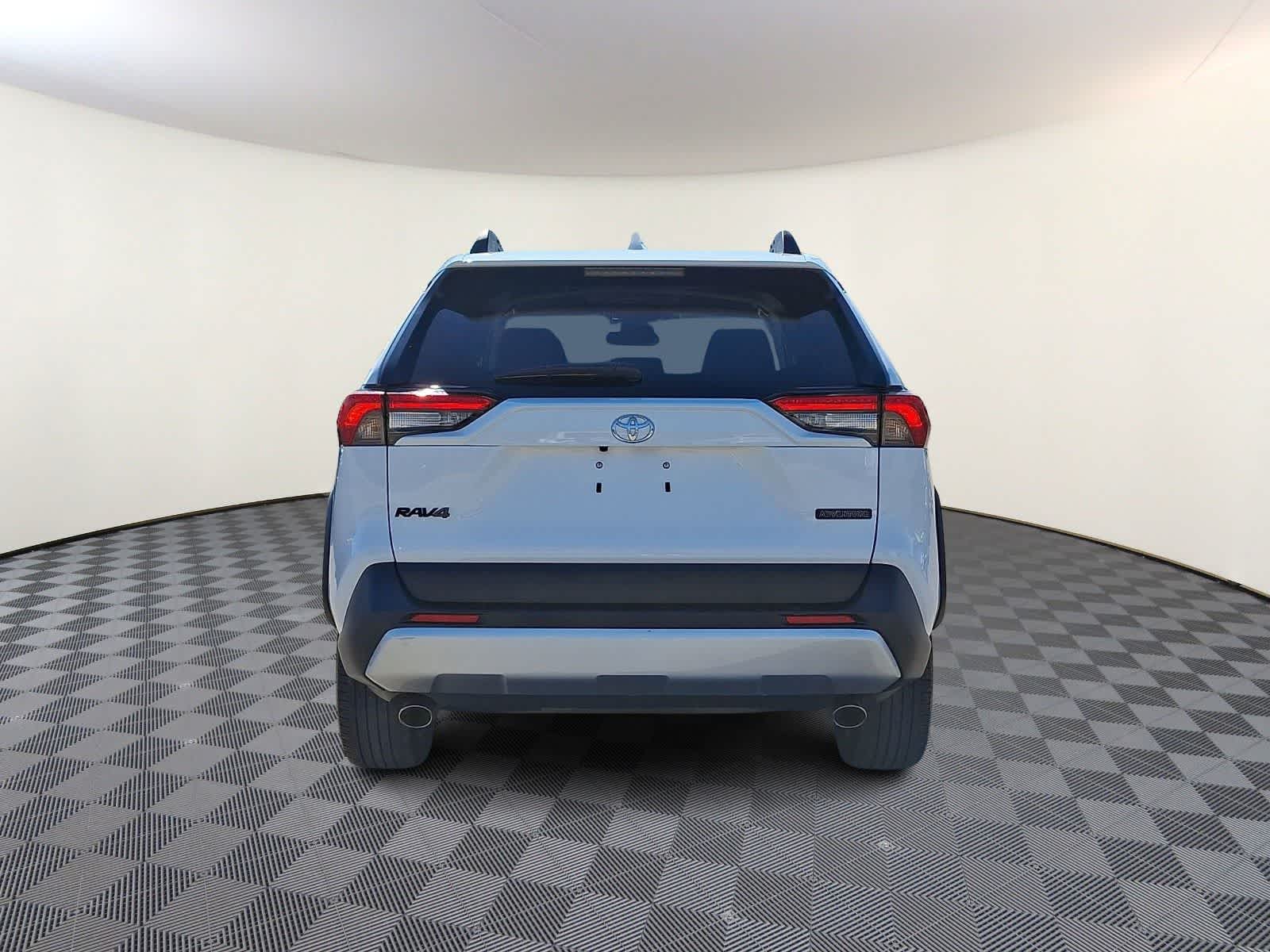 Thumbnail: 2024 Toyota RAV4 - 7