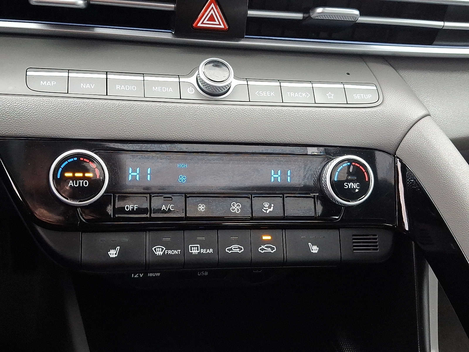 Thumbnail: 2025 Hyundai Elantra - 13