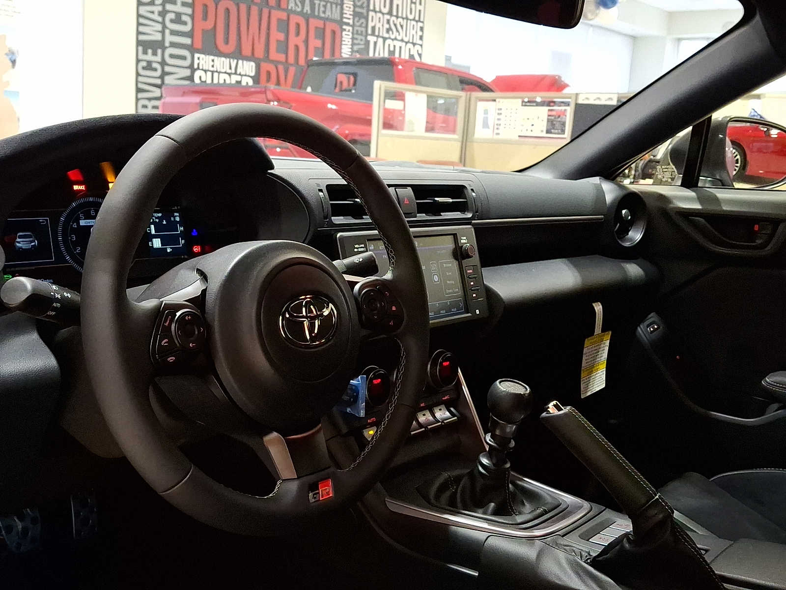 Thumbnail: 2025 Toyota GR86 - 9