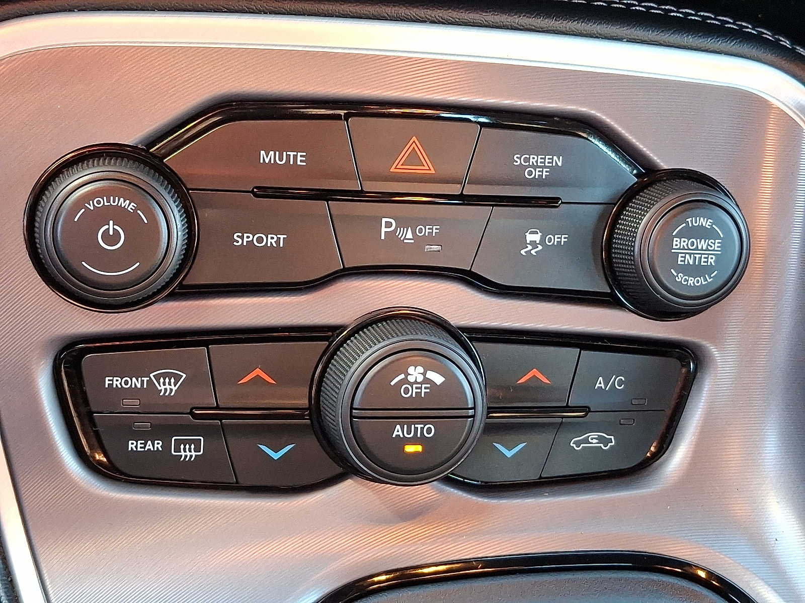 Thumbnail: 2022 Dodge Challenger - 16