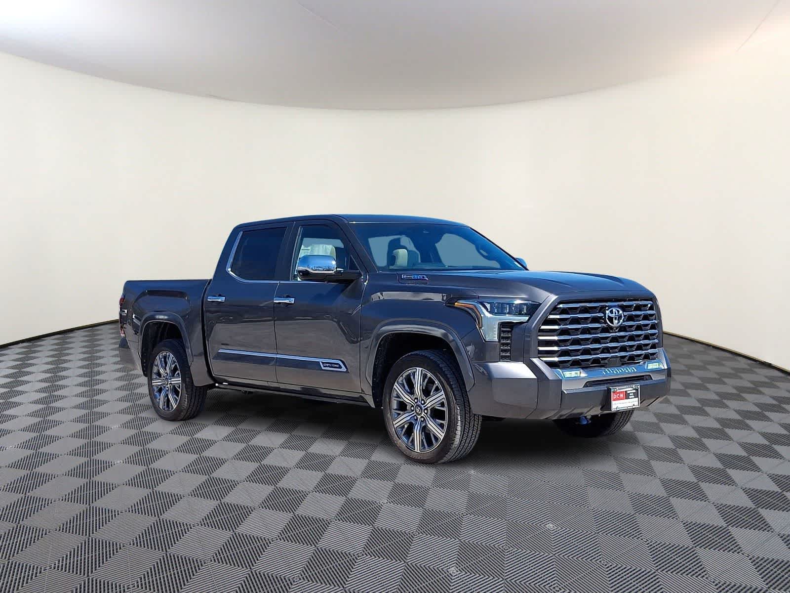 Thumbnail: 2025 Toyota Tundra - 3