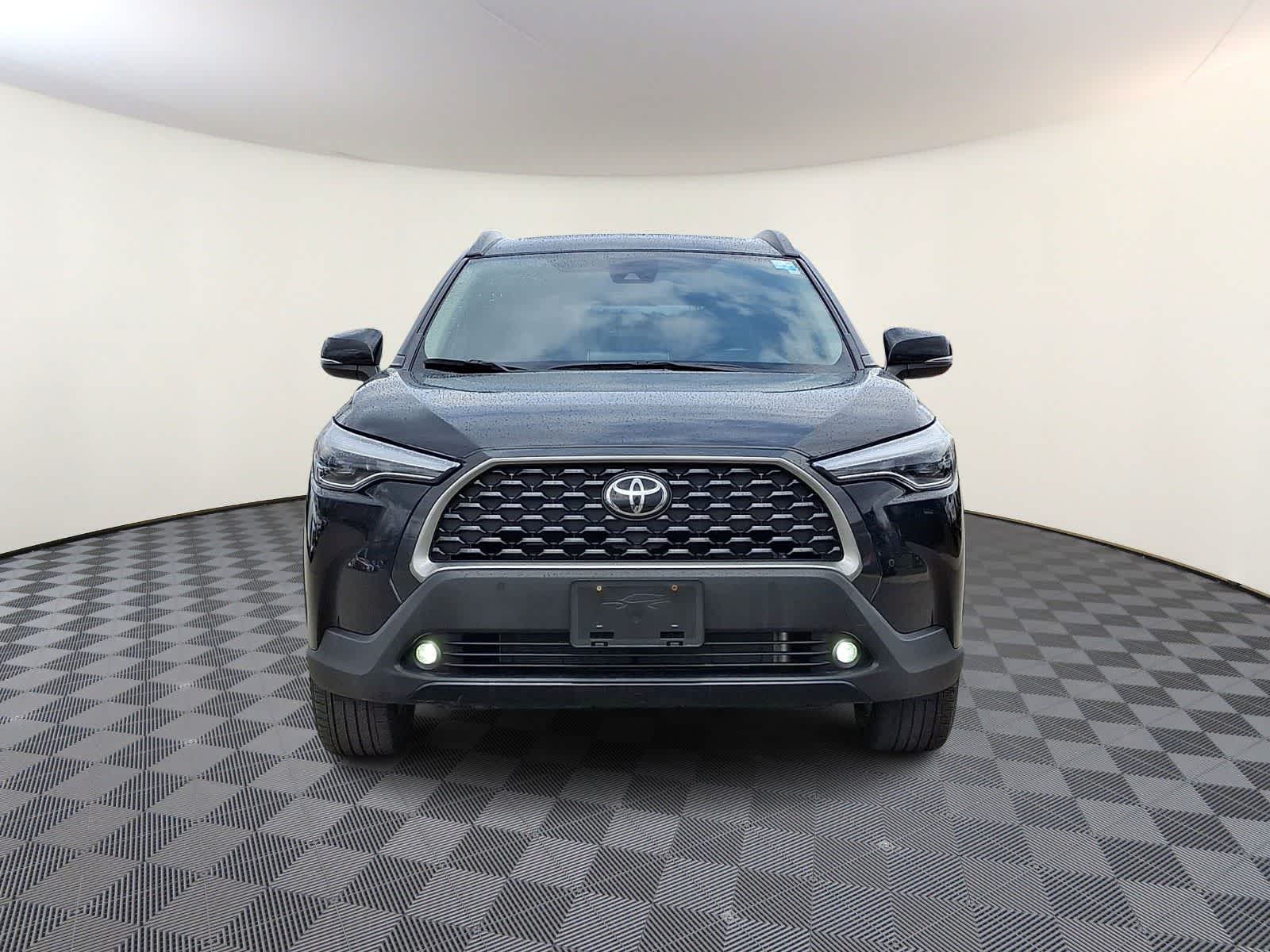 Thumbnail: 2022 Toyota Corolla Cross - 3