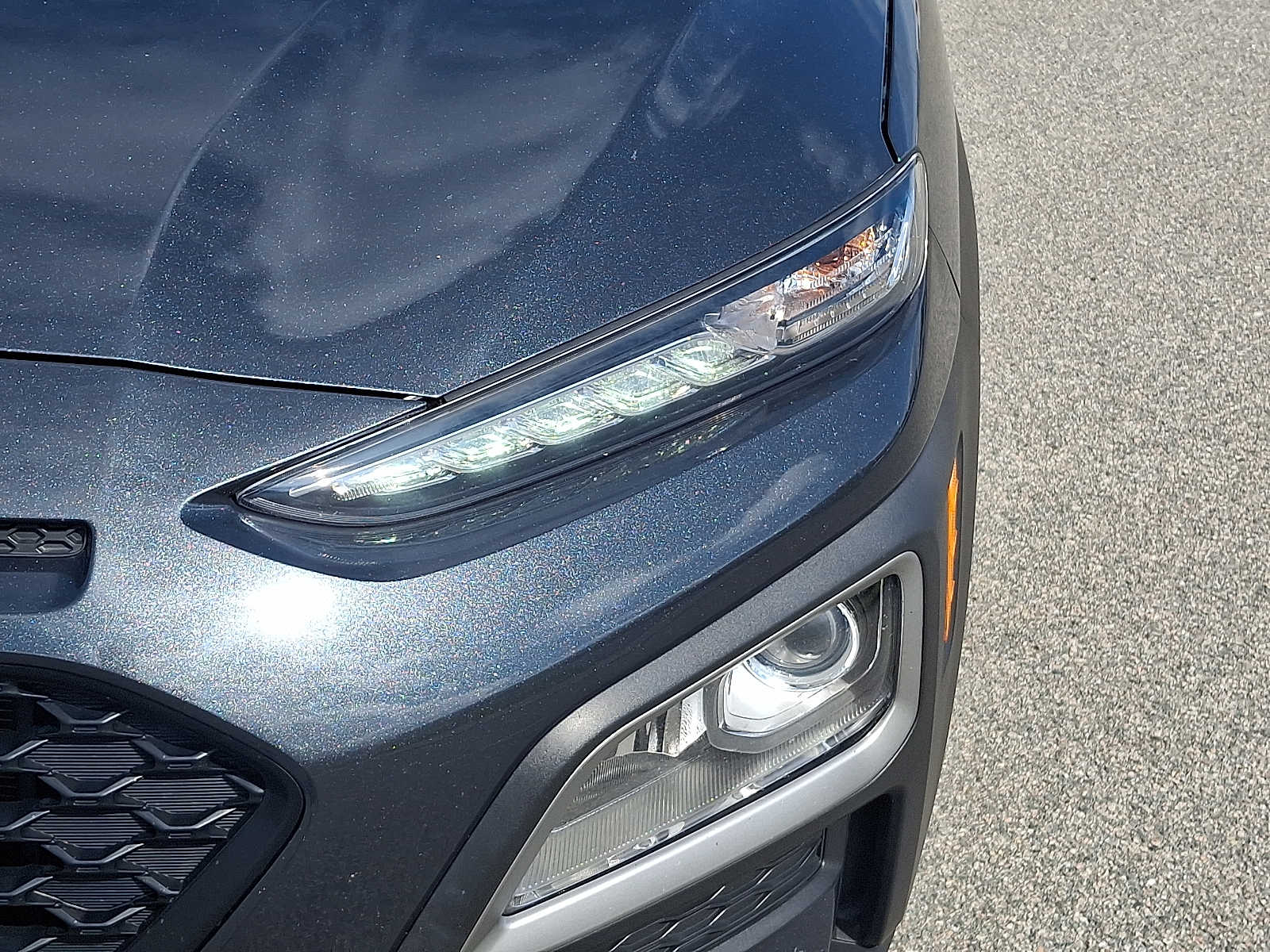 Thumbnail: 2018 Hyundai Kona - 10
