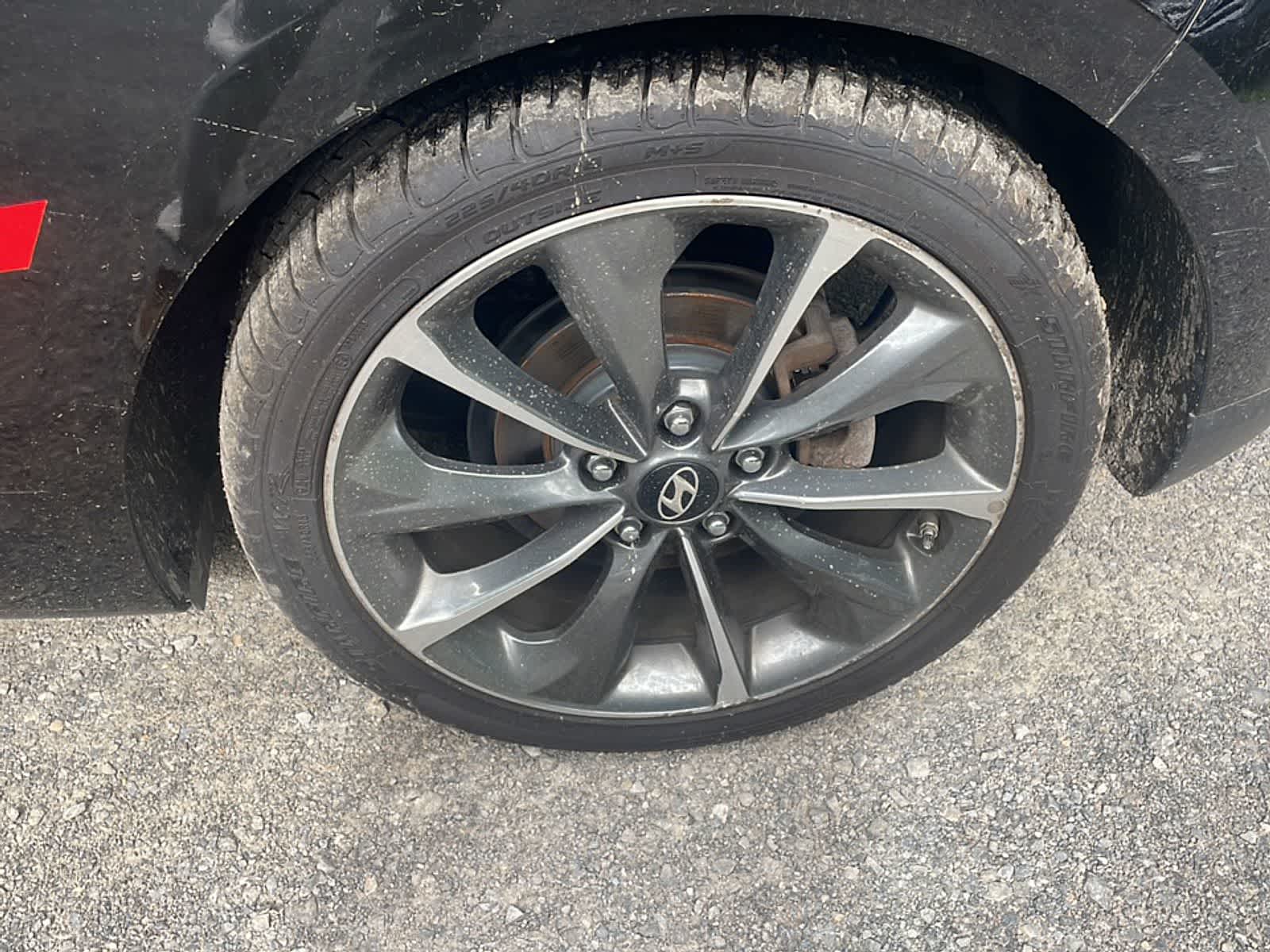 Thumbnail: 2019 Hyundai Veloster - 22