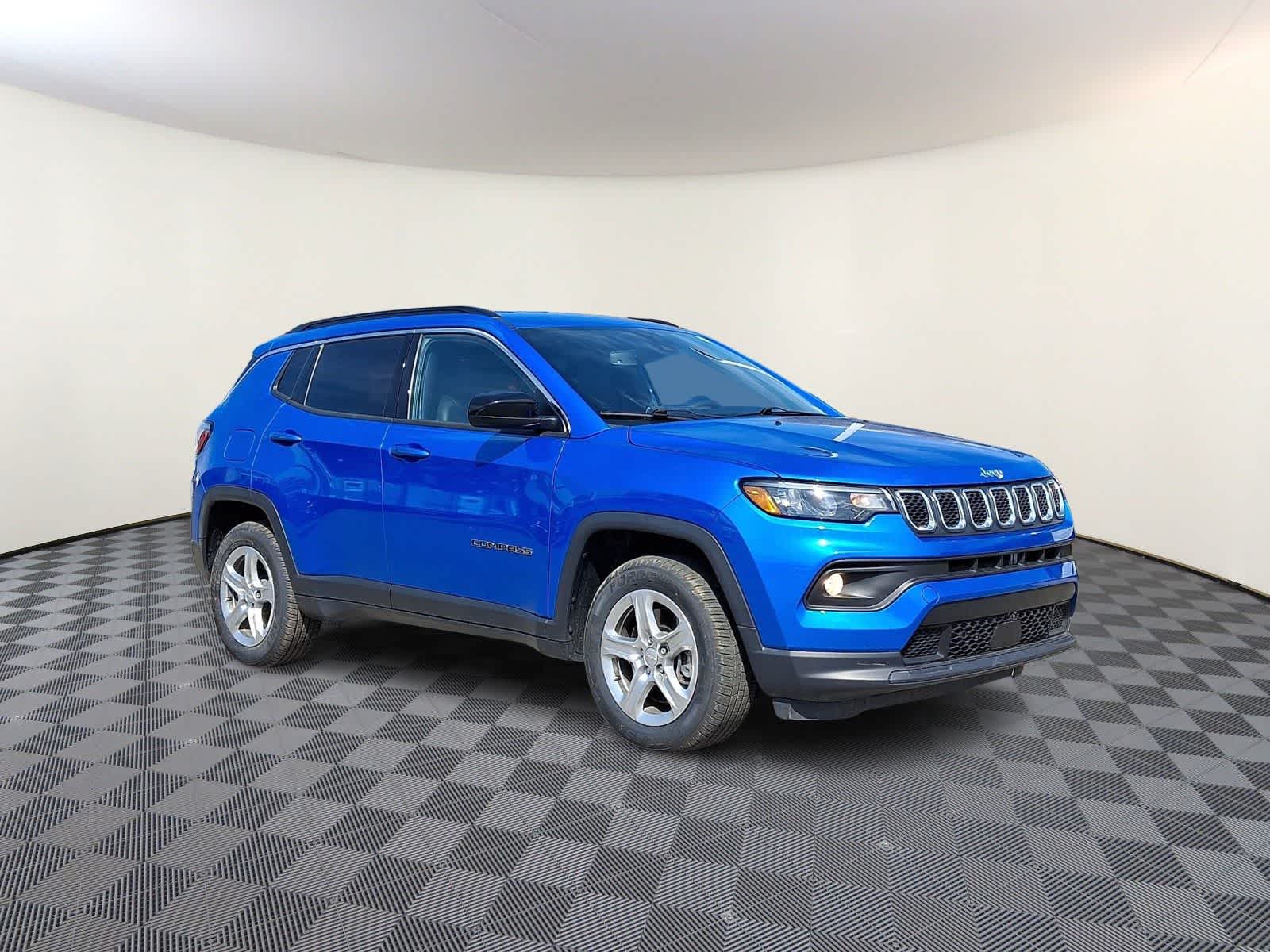 Thumbnail: 2023 Jeep Compass - 4