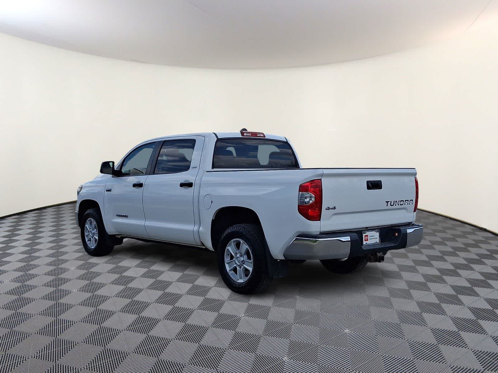 Thumbnail: 2021 Toyota Tundra - 9