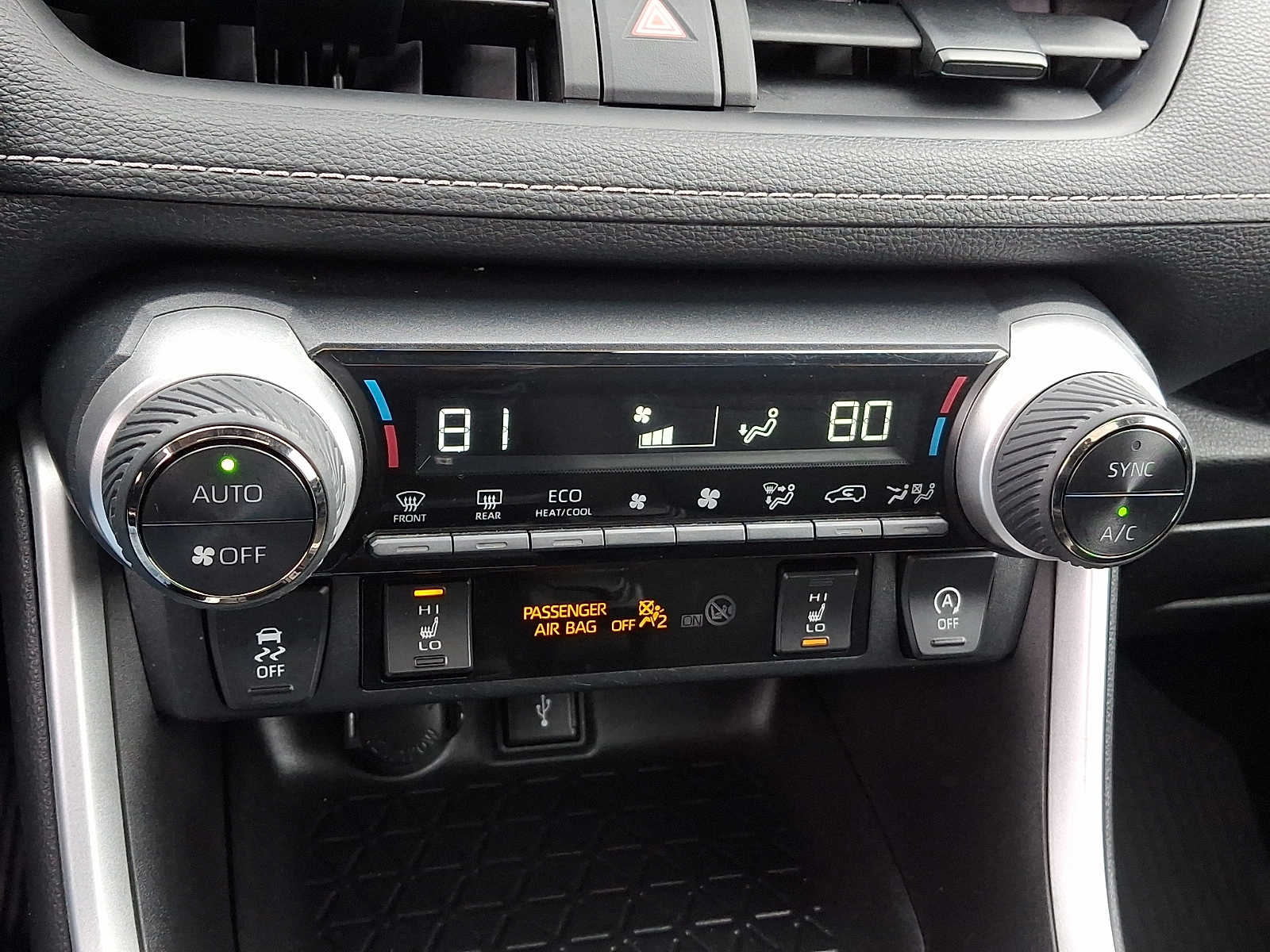 Thumbnail: 2022 Toyota RAV4 - 19