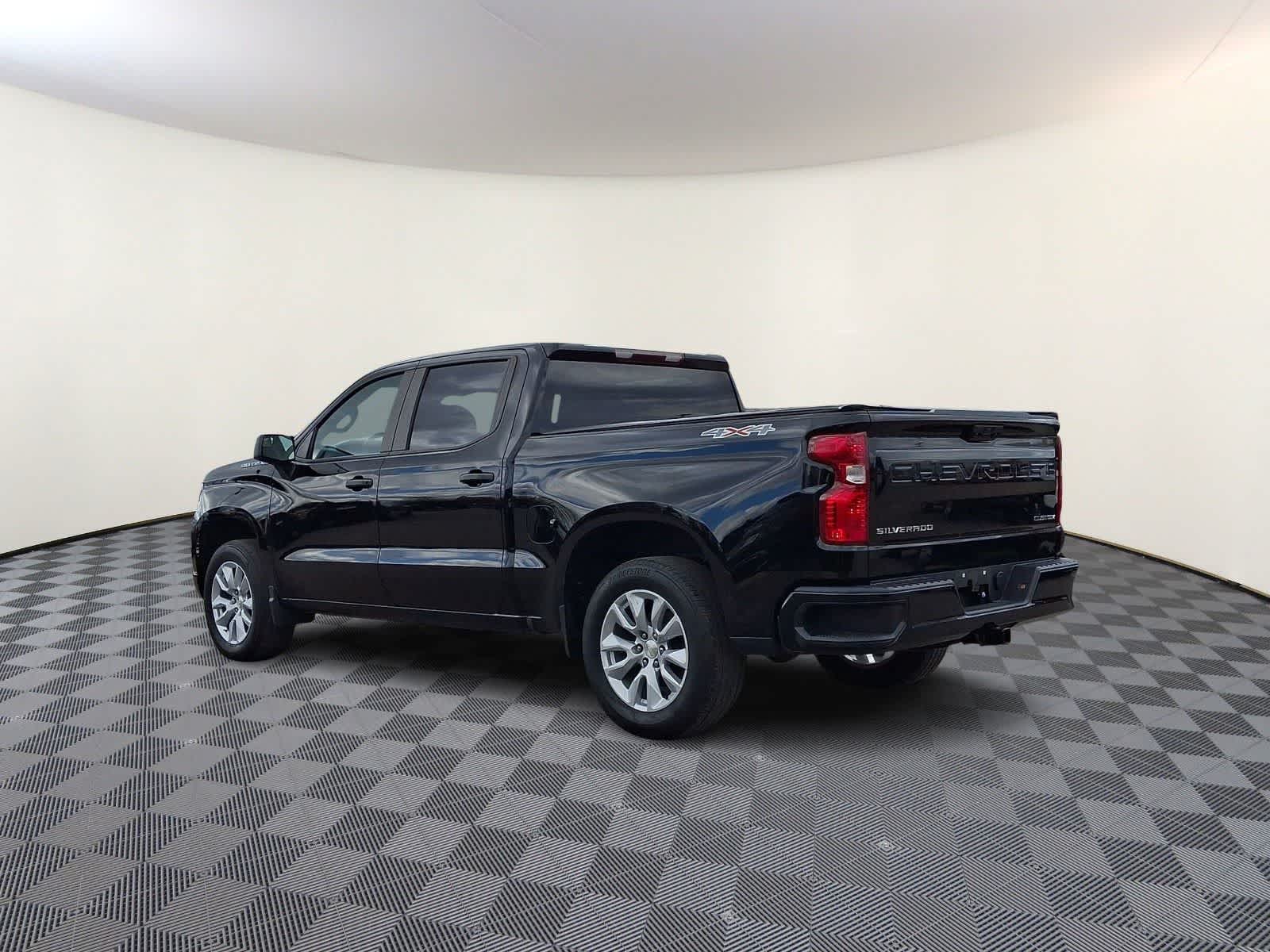 Thumbnail: 2023 Chevrolet Silverado 1500 - 7